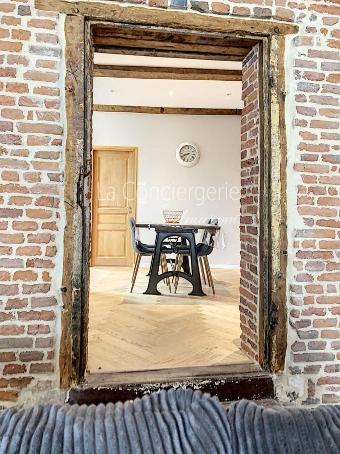 Aa13 - Le Victor Hugo - Sejour D'Exception Dans Un Appartement Historique 奥尔特 外观 照片