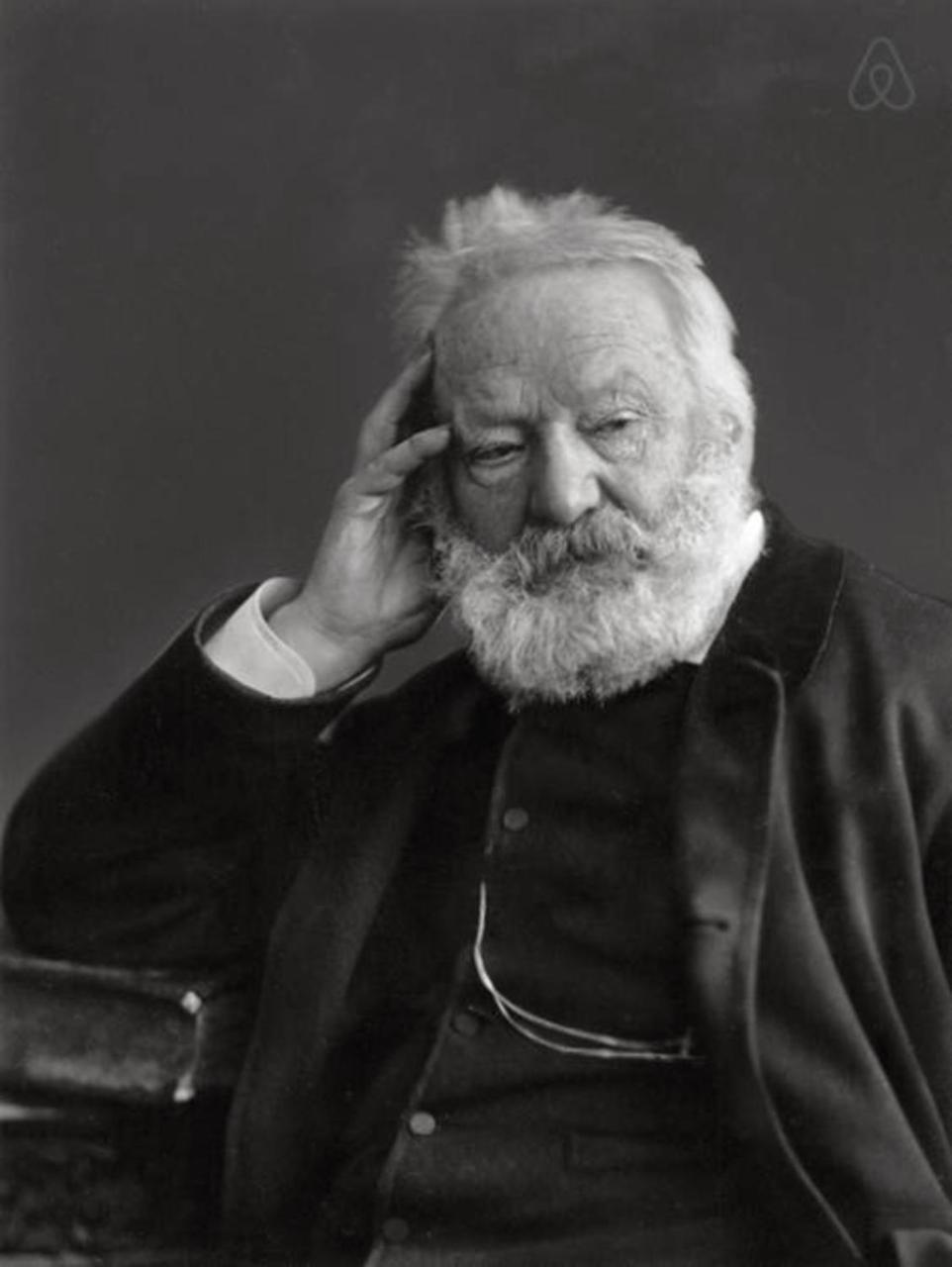 Aa13 - Le Victor Hugo - Sejour D'Exception Dans Un Appartement Historique 奥尔特 外观 照片